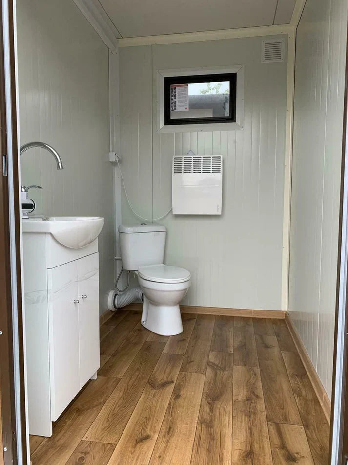 WC Cabina Doble 3×2 metros con tanque de aguas residuales