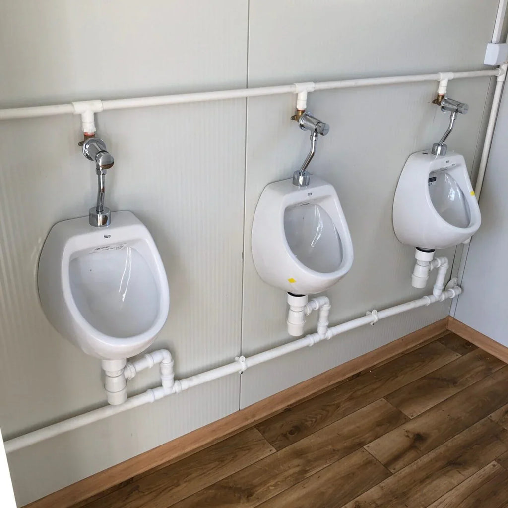 Contenedor sanitario de panel sándwich 6,00 × 3,00 m