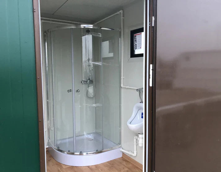 WC Cabina Doble 4×2 metros con duchas