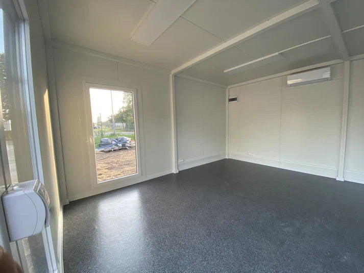 Contenedor de oficina 6X4,70m