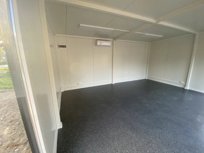 Contenedor de oficina 6X4,70m